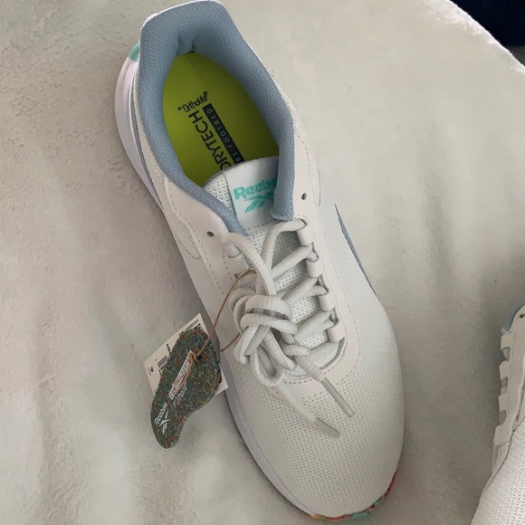 Great running show. NWT (box)   Reebok NIB running shoe Sz 9 - Picture 2 of 7